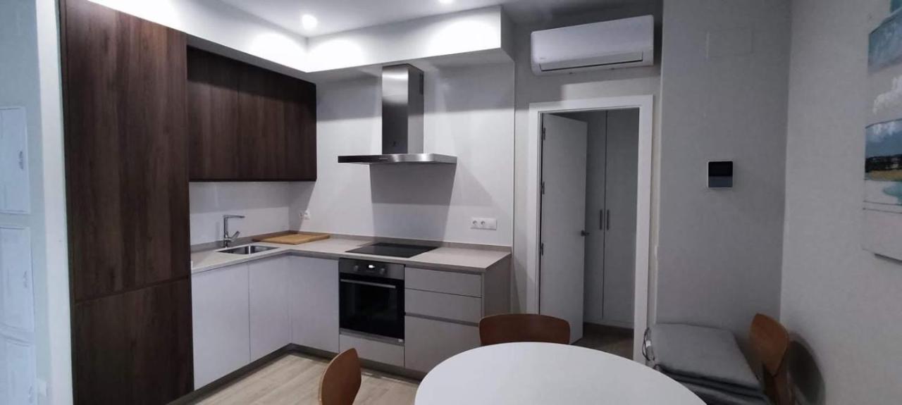 Guesting Hospital Apartment Cadiz Bagian luar foto